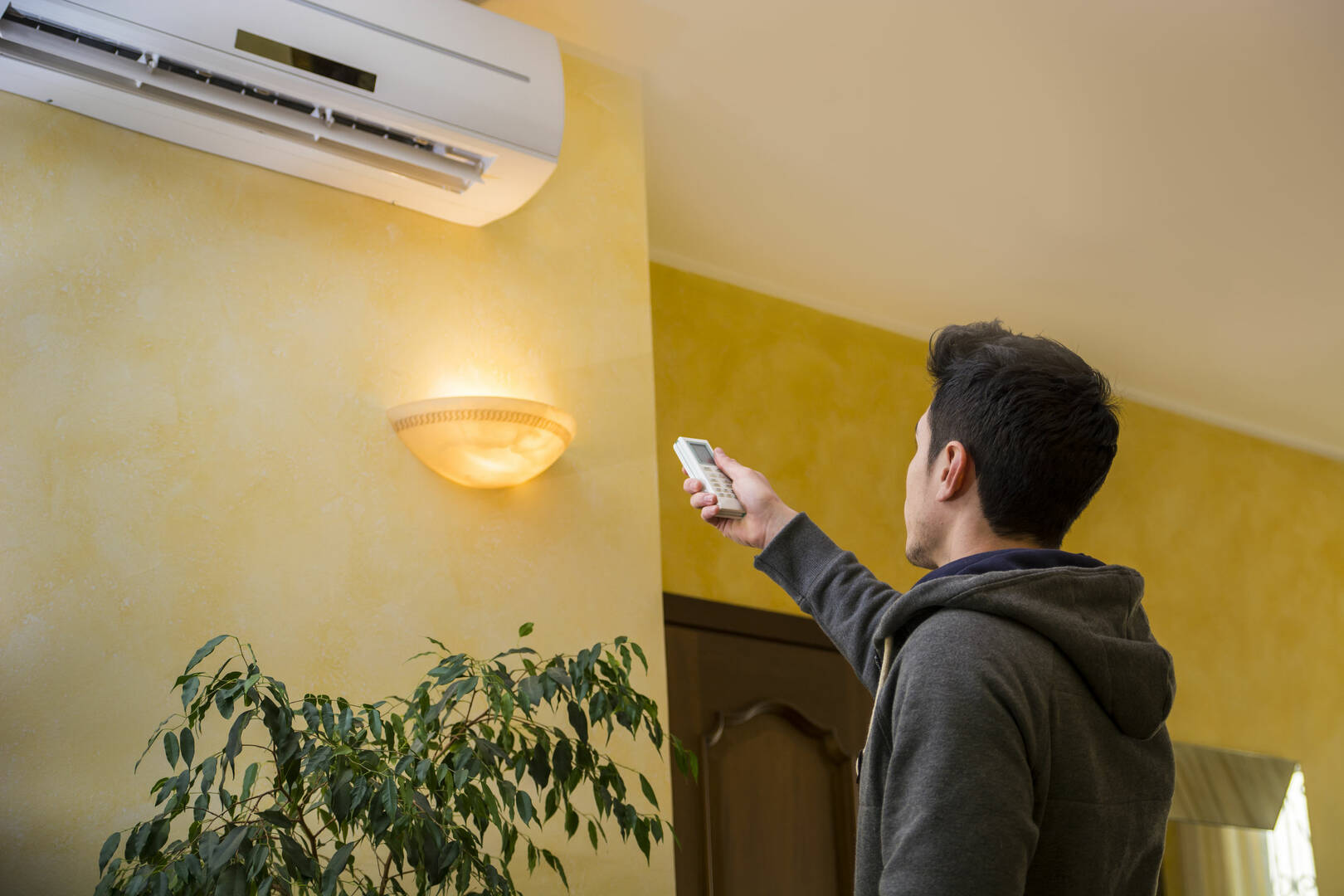 Metzger's Heating & Cooling logo
