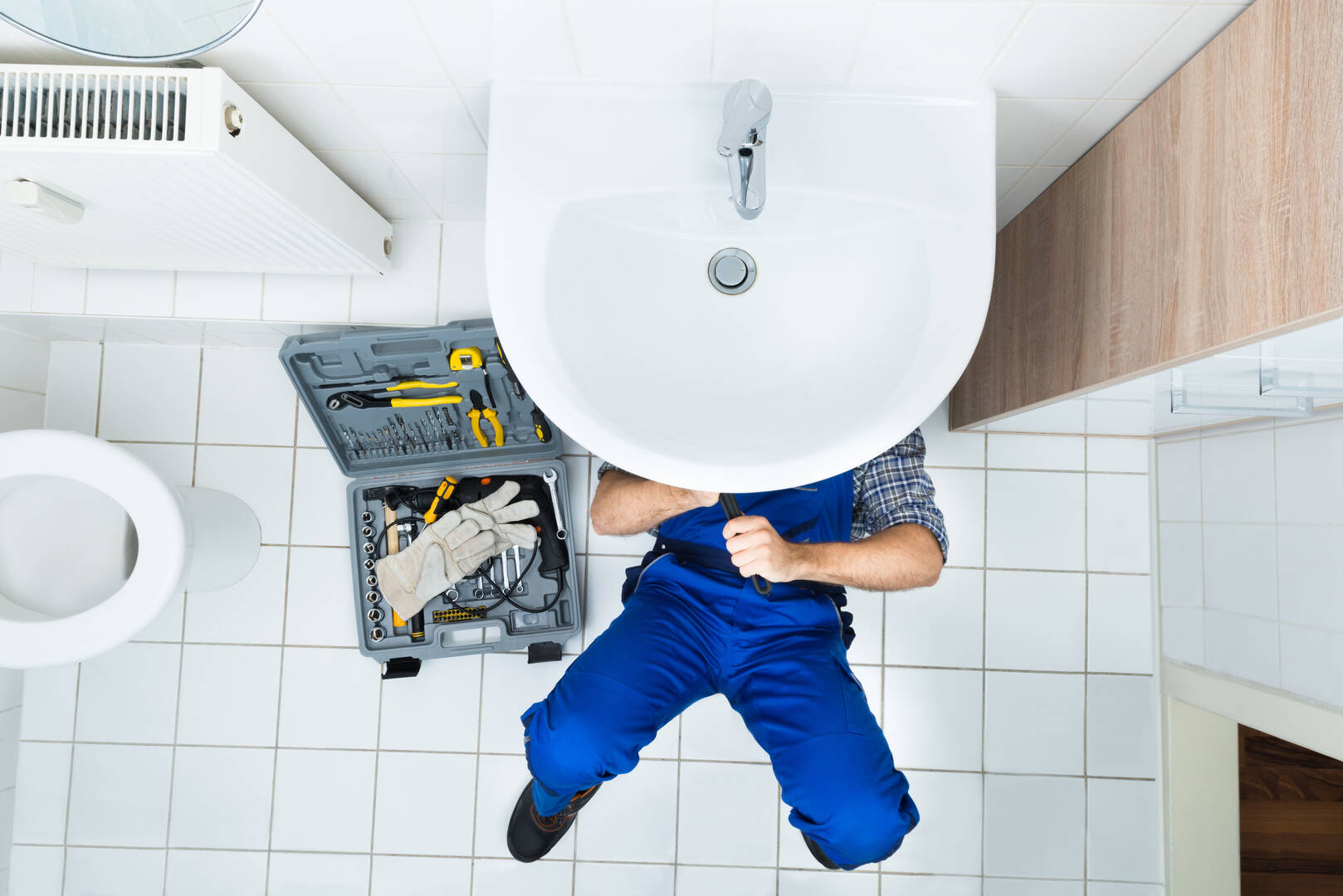 Warranted Plumbing Services, Inc logo