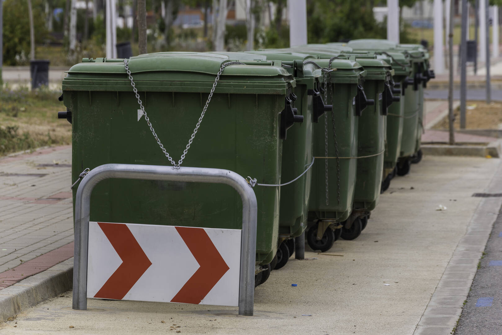 Pro Star Roll Off Dumpsters logo