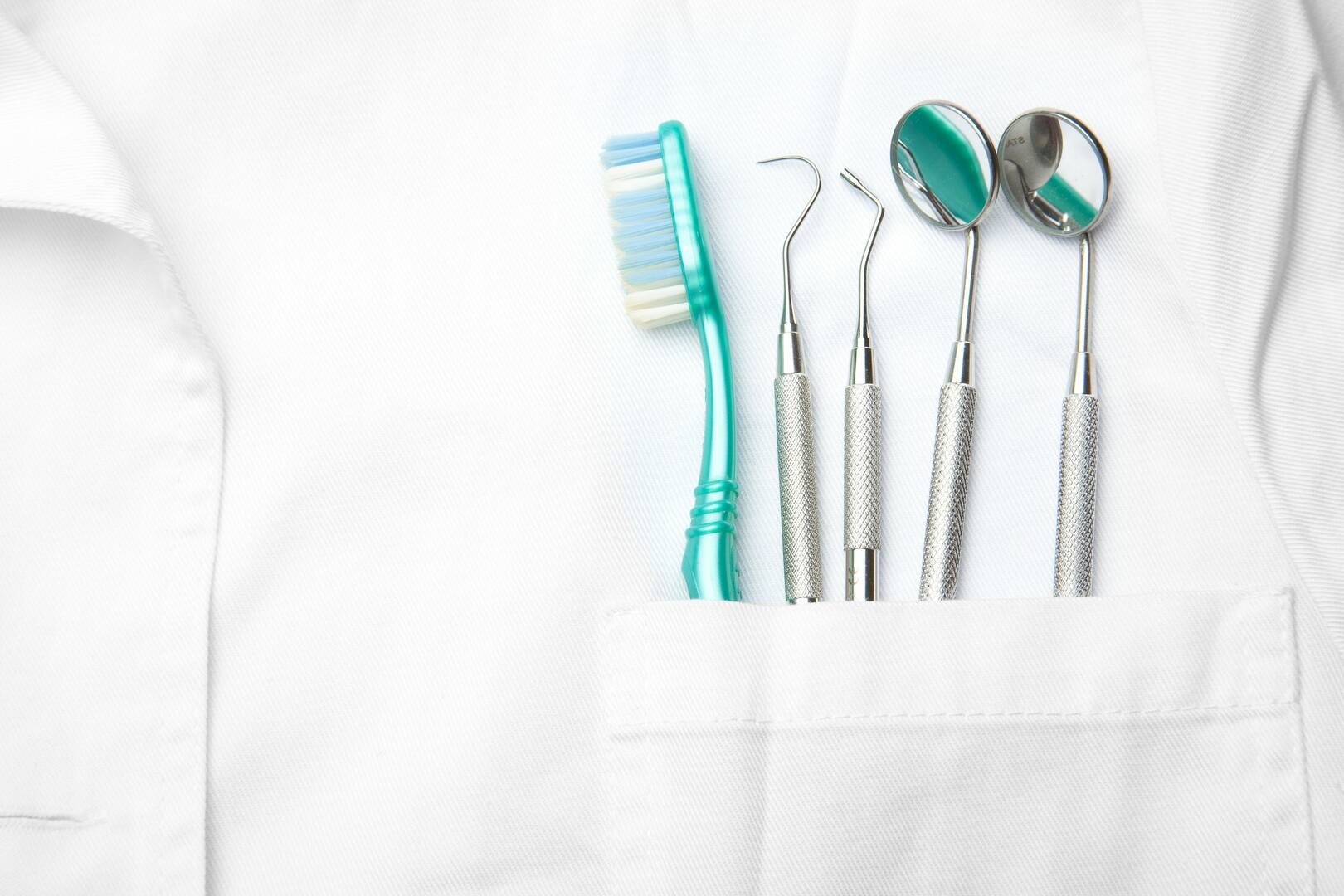 A Dentistry logo